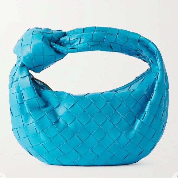 Bottega Veneta Mini Jodie Knotted Intrecciato Leather Shoulder Bag in Blue - Picture 7 of 17